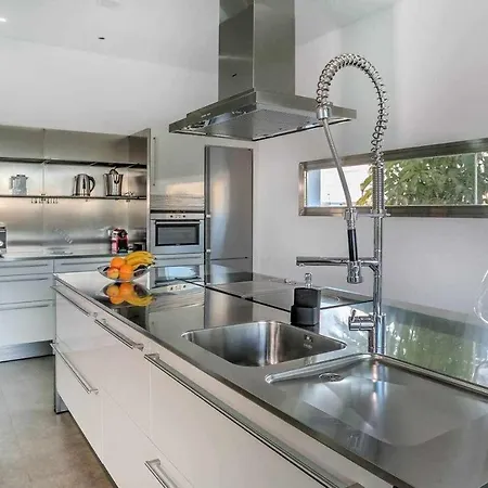 Luxury House لا أوليفا