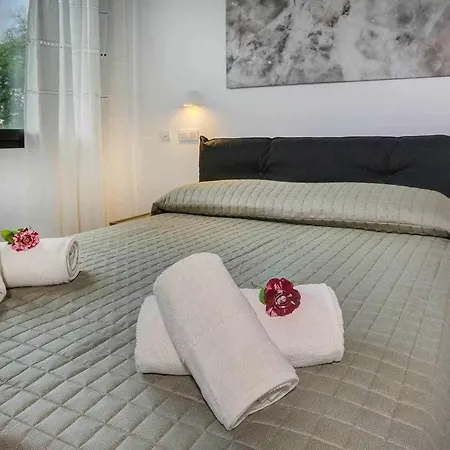 Luxury House فيلة لا أوليفا